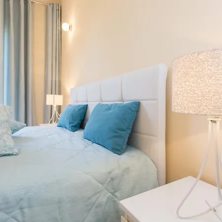 Paradise Apartment *